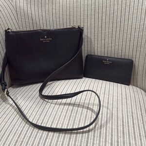Black Kate spade crossbody purse with wallet